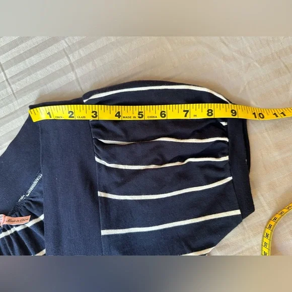 Juicy Couture•short sleeved striped dress•women’s medium•navy & white•tie back - Picture 10 of 15